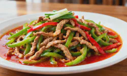 Featured image of post Green Pepper Pork Shreds: Tender and Crisp Home-style Stir-fry