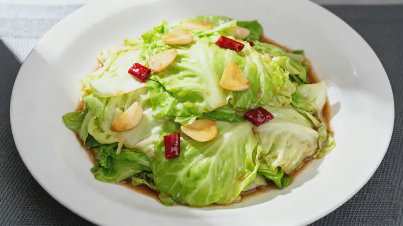 Featured image of post Stir-fry Cabbage: Home-style Quick Dish with 3 Secrets for Crisp, Flavorful Cabbage