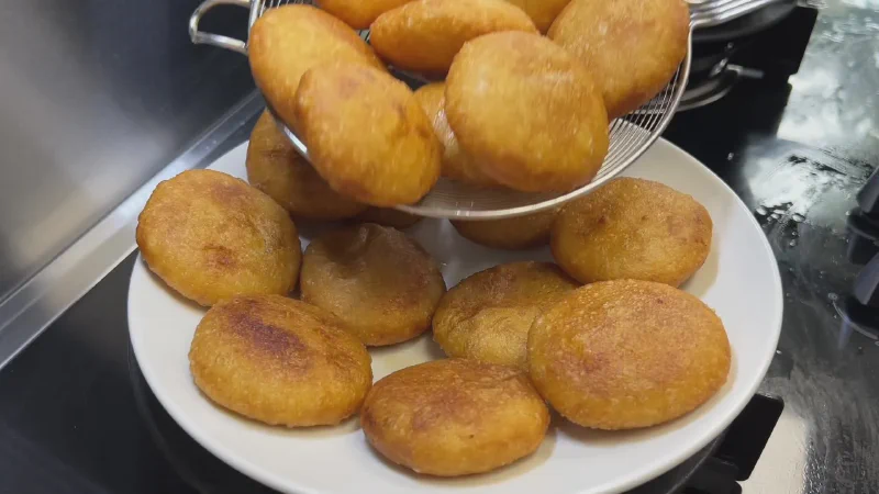 The 3 Secrets to Perfectly Crispy & Flaky Sugar Cakes